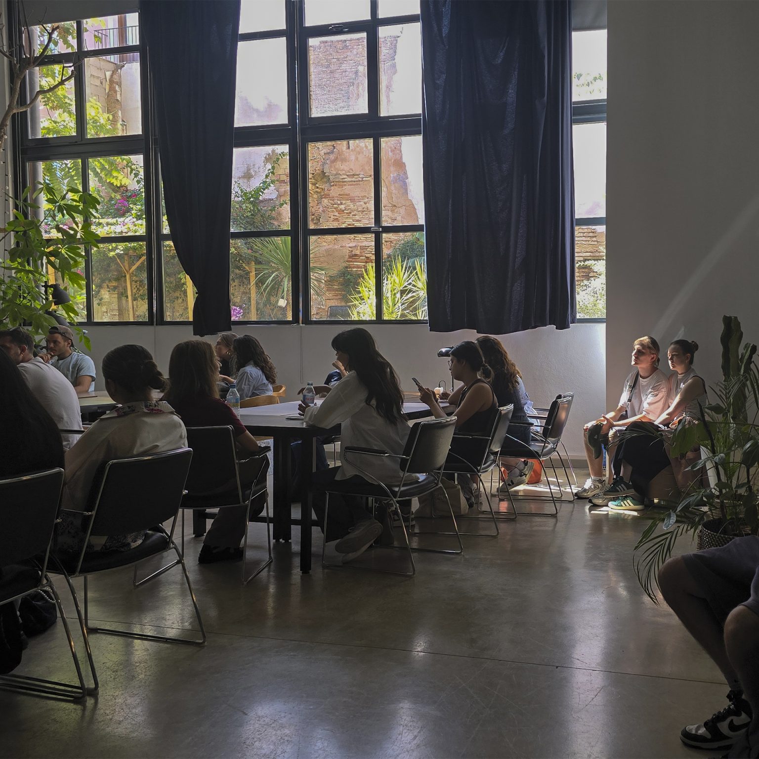 LABA VALENCIA School of Art Design & New Media - BAH GRAPHIC DESIGN & DIGITAL MEDIA