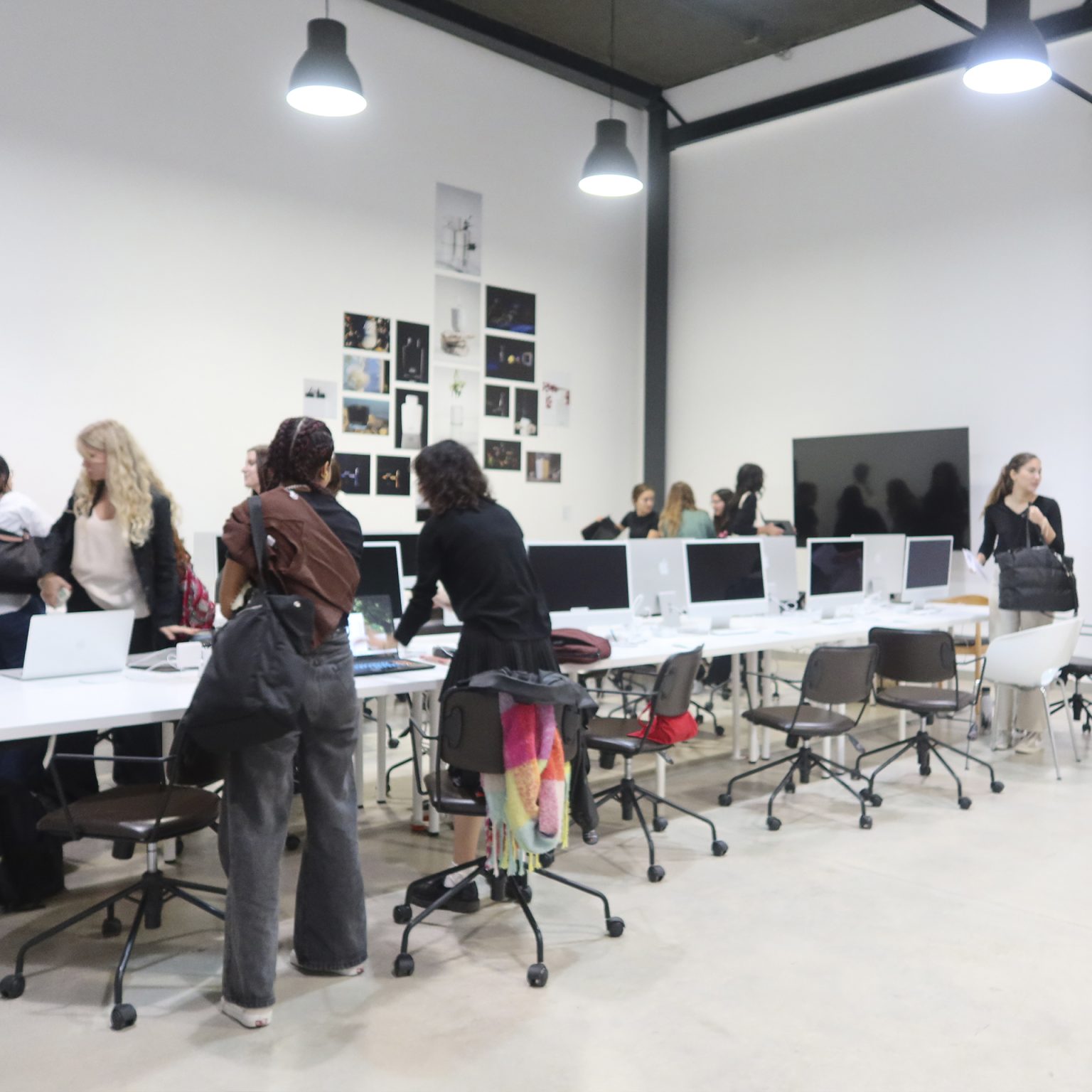 LABA VALENCIA School of Art Design & New Media - BAH GRAPHIC DESIGN & DIGITAL MEDIA